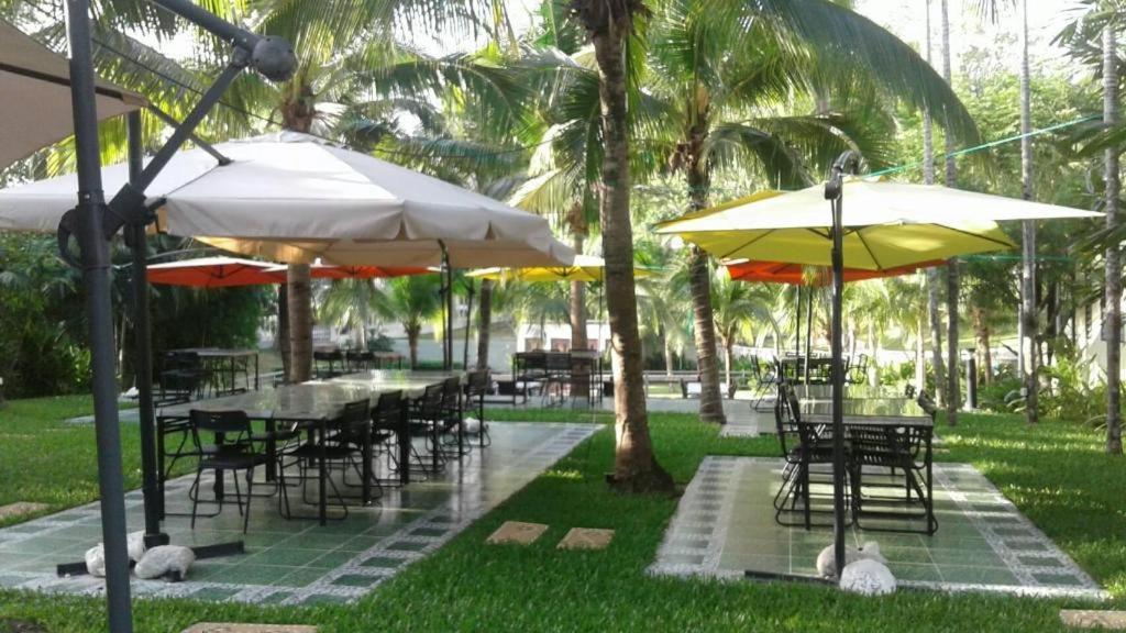Royal Lee Resort And Spa Nai Yang Beach Kültér fotó