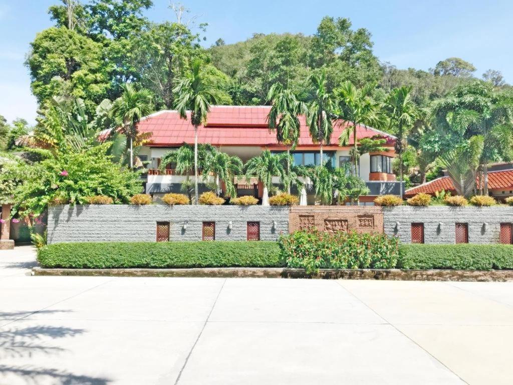 Royal Lee Resort And Spa Nai Yang Beach Kültér fotó