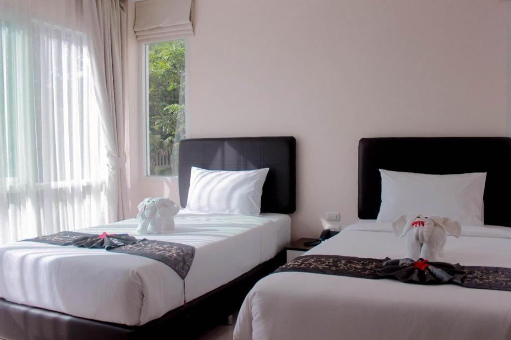 Royal Lee Resort And Spa Nai Yang Beach Kültér fotó