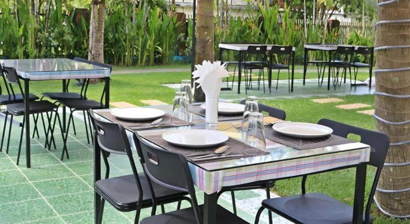Royal Lee Resort And Spa Nai Yang Beach Kültér fotó