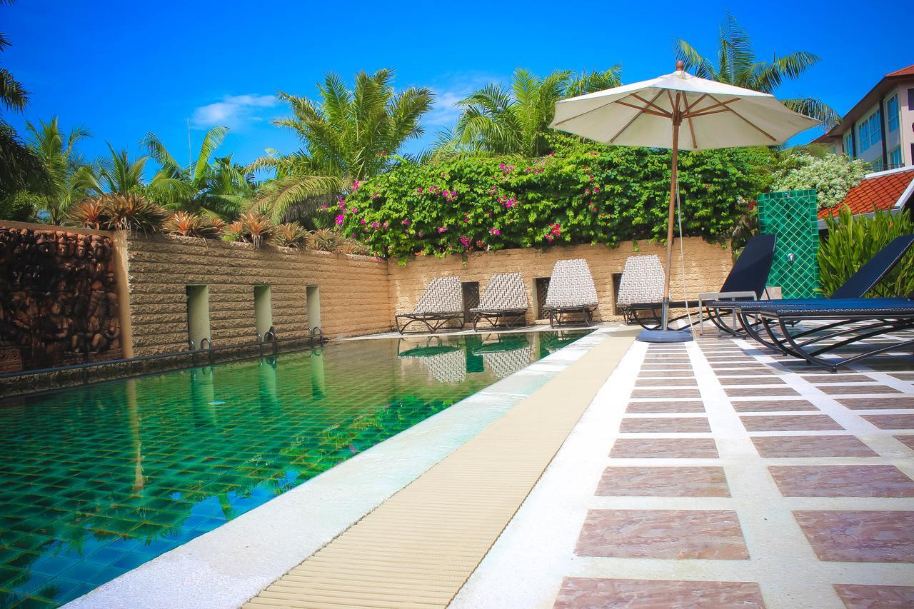Royal Lee Resort And Spa Nai Yang Beach Kültér fotó